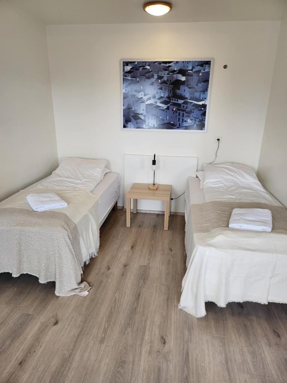 Fjos Guesthouse Varmahlíð Esterno foto
